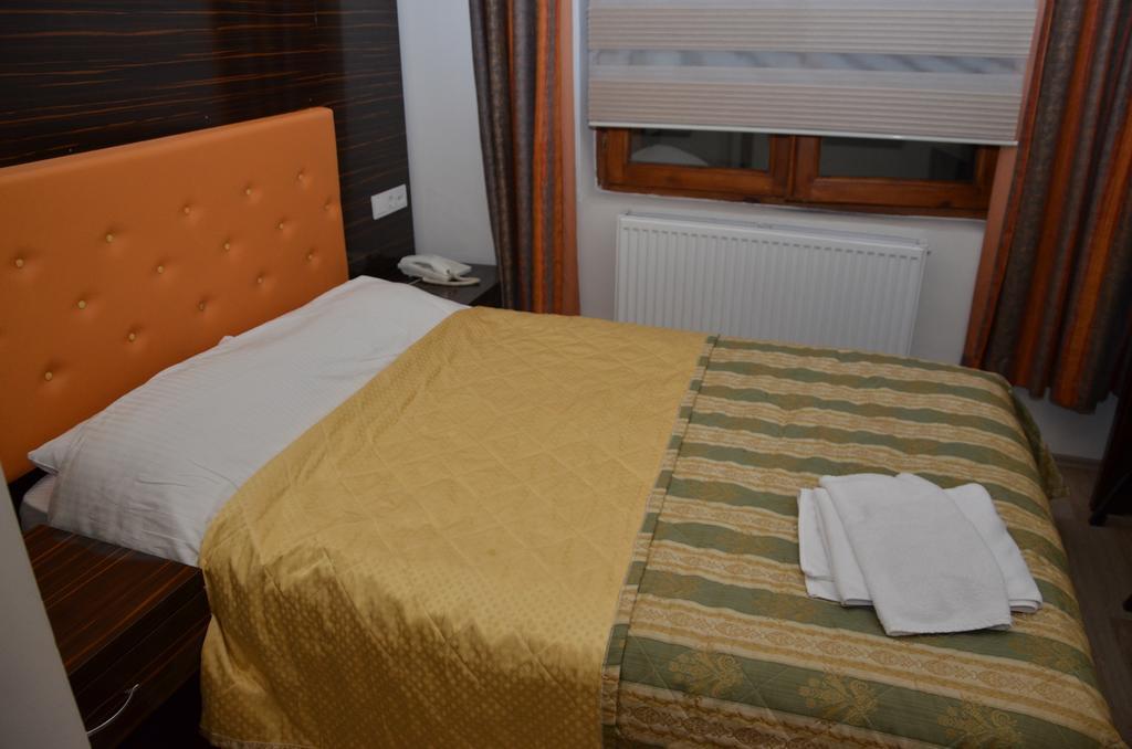Ozkonak Hotel Ancara Quarto foto