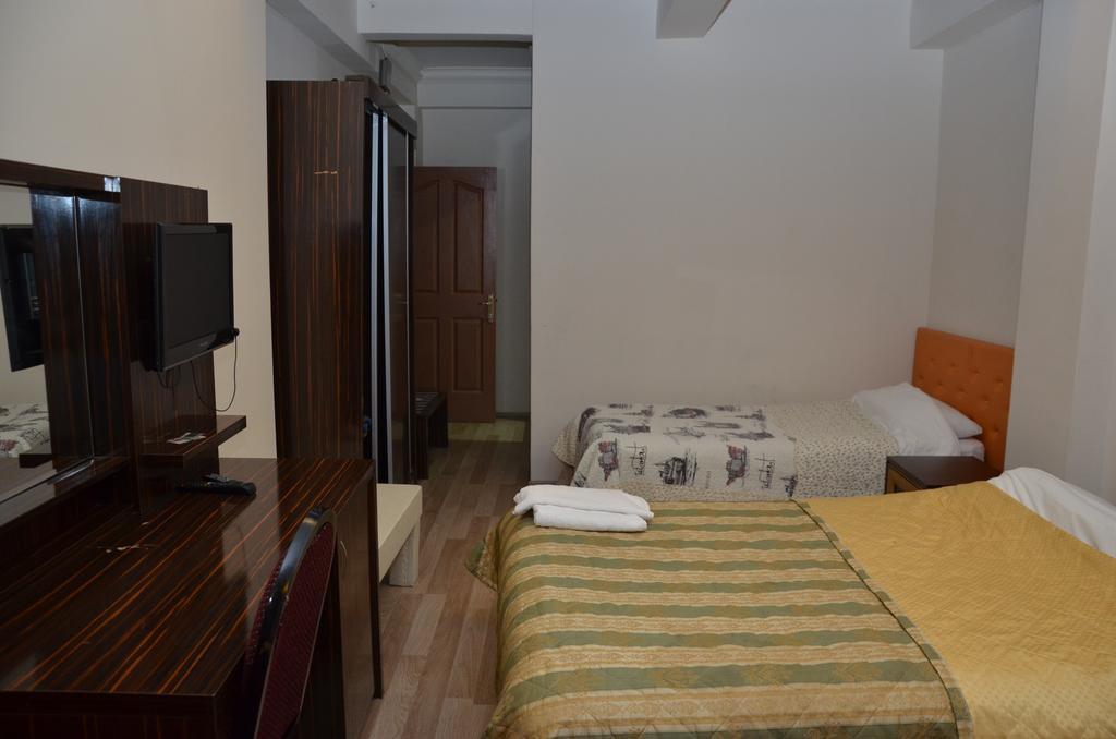 Ozkonak Hotel Ancara Quarto foto