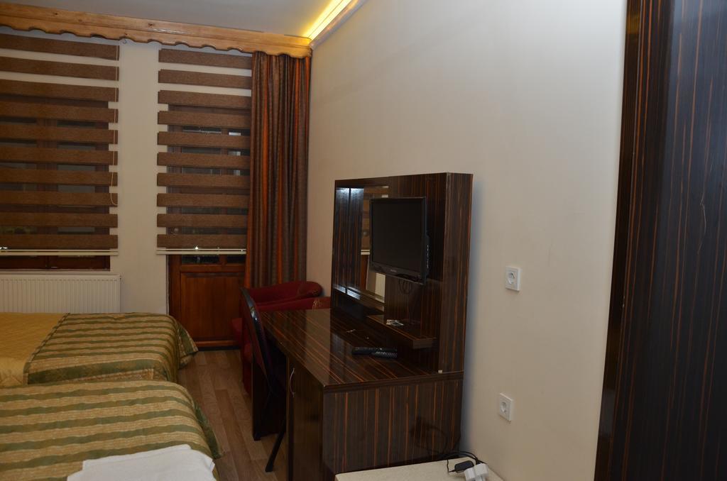 Ozkonak Hotel Ancara Quarto foto