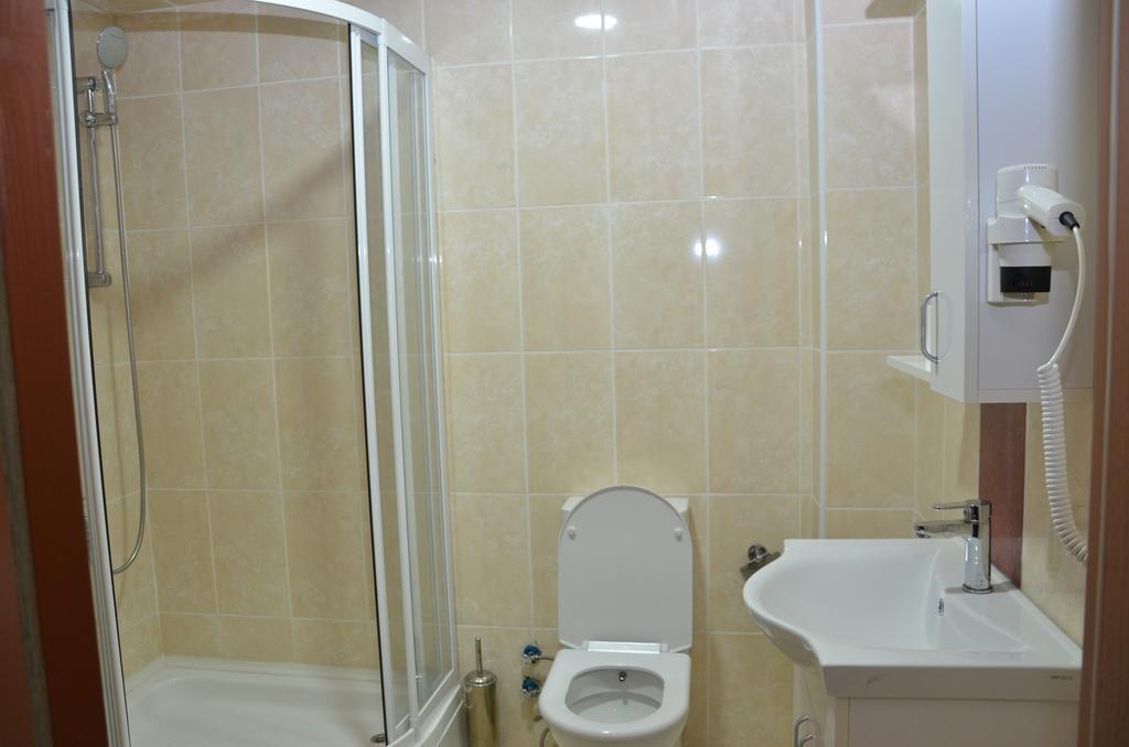 Ozkonak Hotel Ancara Quarto foto